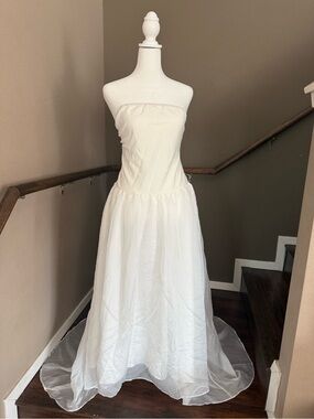 White Strapless Bridal-Style A-Line Dress